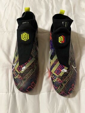 Nike Phantom VSN Elite Men Football Cleats - Black with Neon Accents